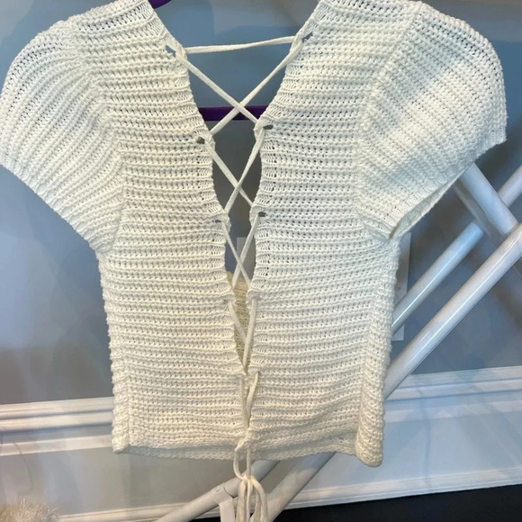 double zero  open back short sleeve top - Picture 4 of 7